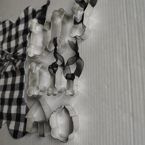 Buffalo Plaid Dog Stocking With Dog Bone Cookie Cutters Dog Christmas Ornaments - Picture 6 of 16